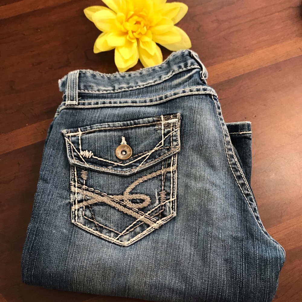 💙BKE Star Flare Jeans💙